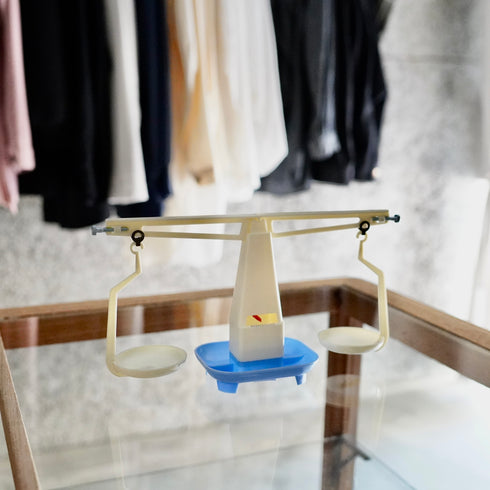 Plastic balance